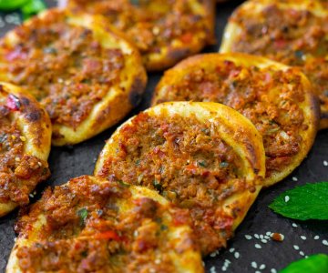 Adana Fındık Lahmacun 1 porsiyon( 10 ad.)