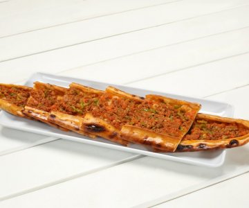 Kıymalı Pide